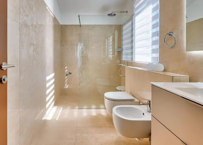 With Private Pool, Garden And Seaview For Max 11 Pers Near Labin 5207-1